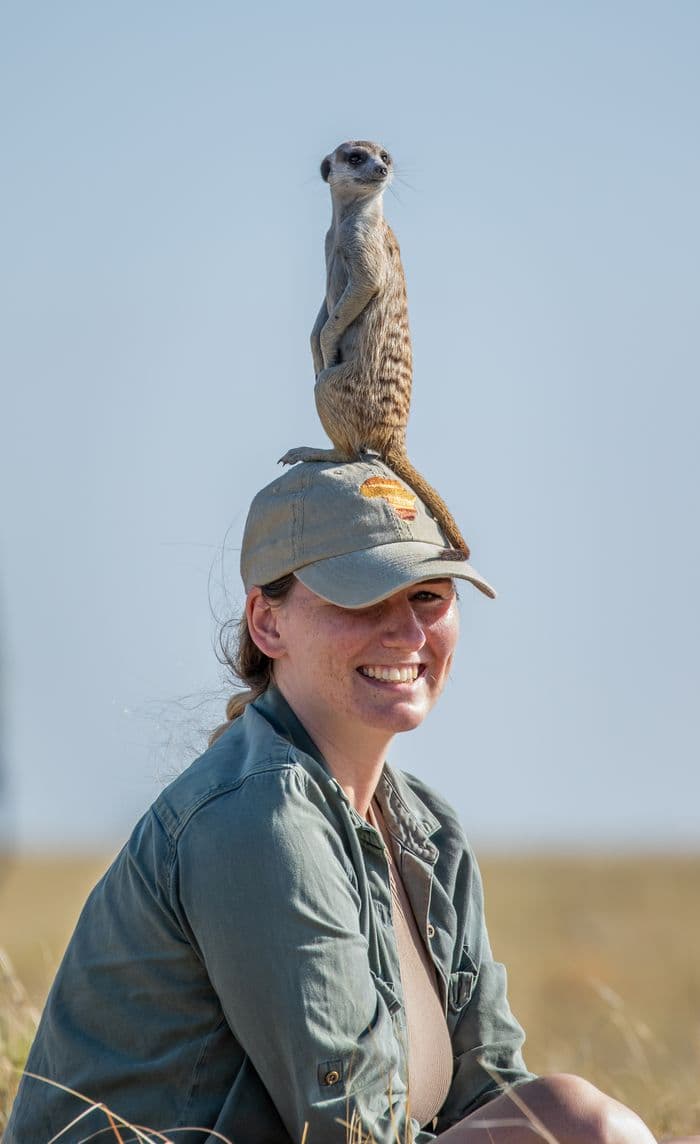 Ntwetwe Pan & Meerkat Visit